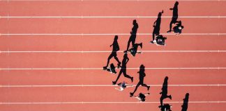 Avantajul competitiv: definitie, tipuri, strategii si exemple