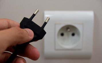 Pe masura ce criza energetica escaladeaza, intreruperea curentului pe timp de iarna devine o realitate