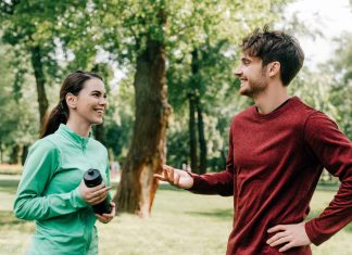 Cum sa-ti dai seama daca un barbat Capricorn te place