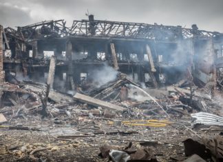 Pericol in fiecare pas: munca „haotica si complexa” a deminerilor din Ucraina