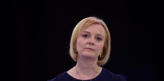 Rebeliune in aer pentru o posibila strangere a beneficiilor promise clasei muncitoare