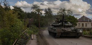 Ucraina reuseste sa alunge unele trupe rusesti in sud
