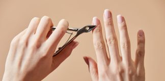 9 moduri simple de a-ti face unghiile sa creasca puternice si frumoase