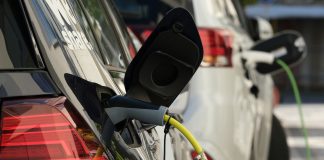 Viitorul industriei auto: masina electrica! Dar care sunt avantajele si dezavantajele acestor masini?