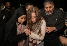 Modalitatea gasita de un activist de a-i readuce pe palestinieni pe internet