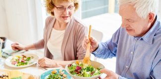 Care este alimentatia potrivita persoanelor in varsta?
