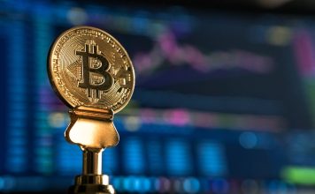 Bitcoin si aurul au atins un nivel record