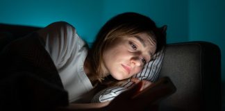 Dependenta emotionala creata de retelele sociale